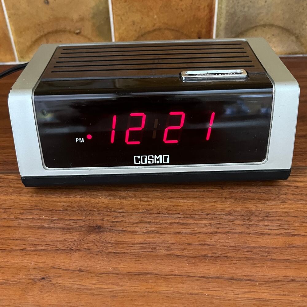 Vintage Cosmo LED Digital Alarm Clock Model E-701